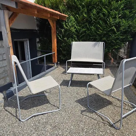 アパート Cote Cour, T2 Espace Exterieur Au Calme *