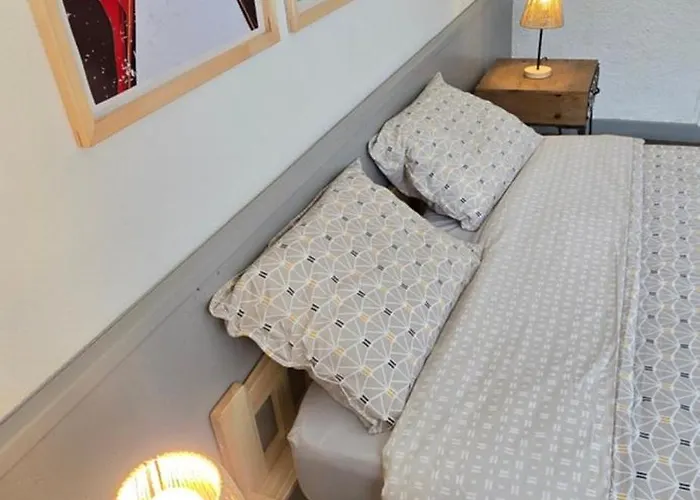 Appartement Côté Cour, T2 Espace Exterieur Au Calme Lourdes