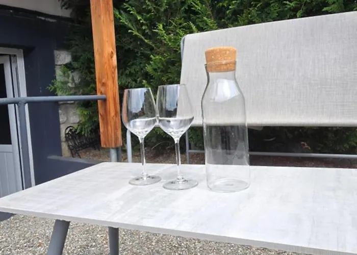 Cote Cour, T2 Espace Exterieur Au Calme